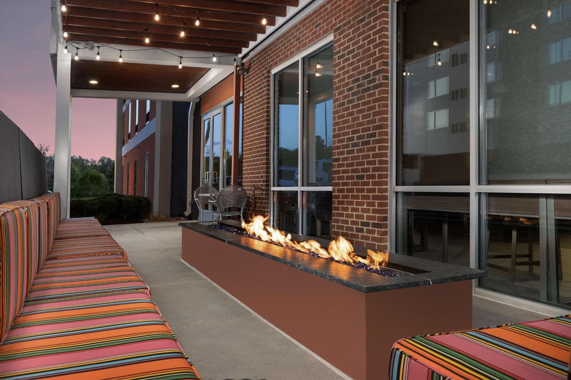 Home2 Suites By Hilton Knoxville West Eksteriør bilde